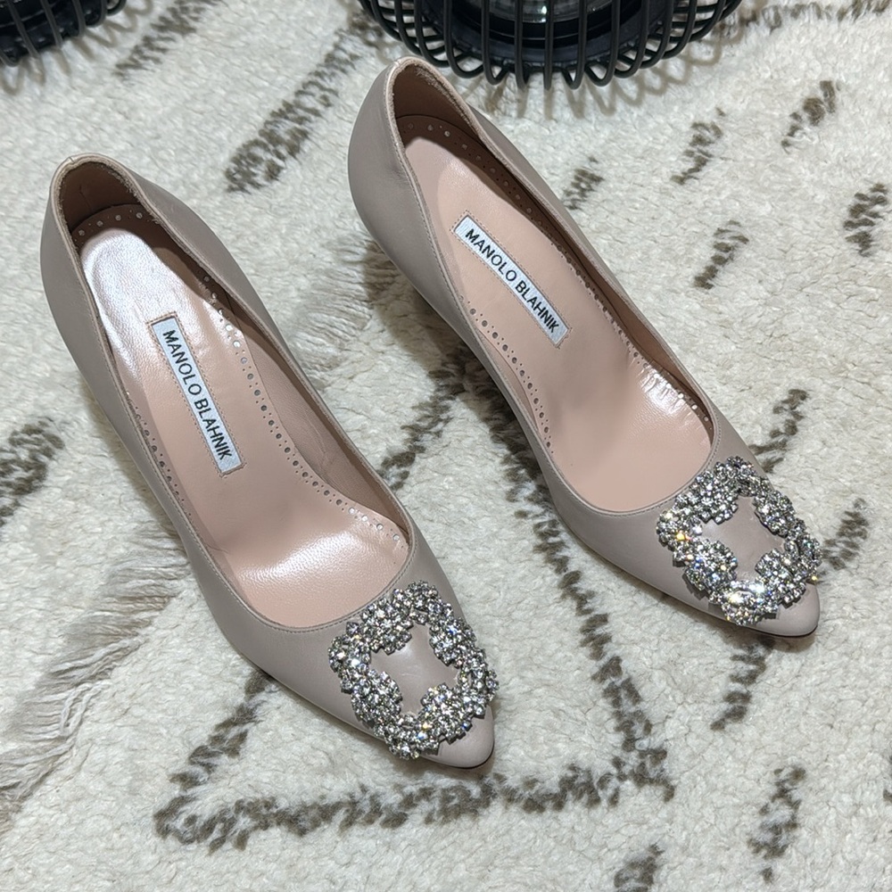 Manolo Blahnik Hangisi Crystal Buckle Pump - Picture 3 of 15